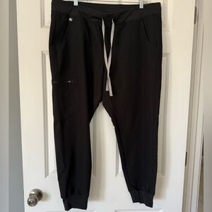 FIGS Zamora Jogger Scrub pants